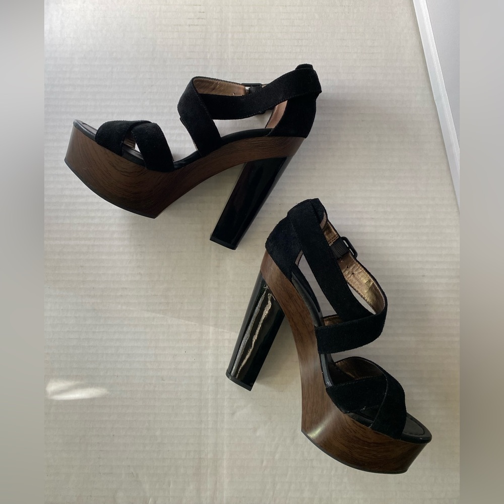 NWOT BCBGeneration Black Suede Chunky Platform Sandals size 8 1/2 - Picture 12 of 16